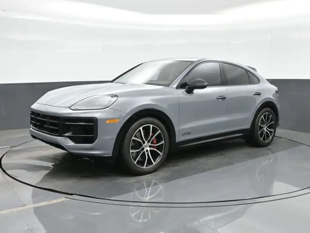 2025 Porsche Cayenne Coup GTS - Photo 6
