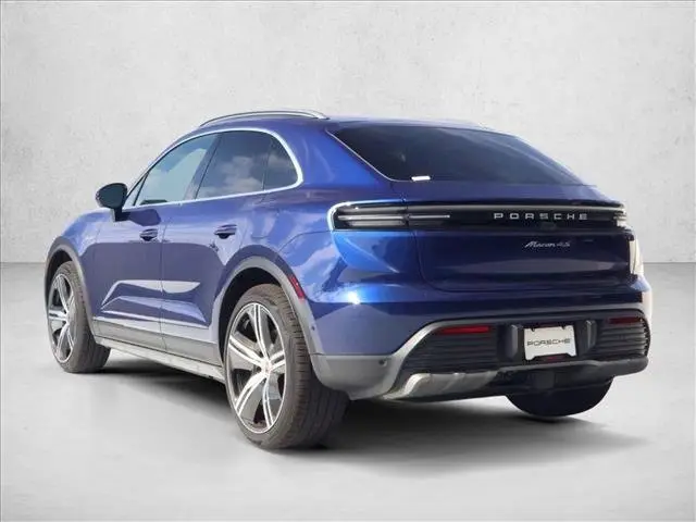 2025 Porsche Macan S - Photo 22