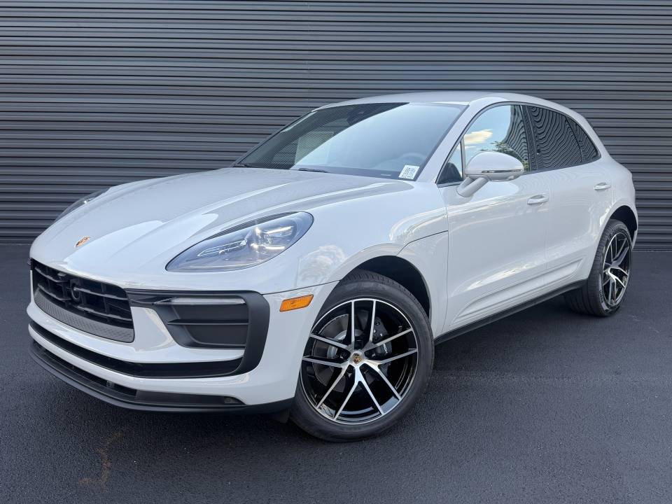 2026 Porsche Macan