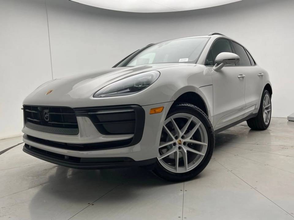 2026 Porsche Macan