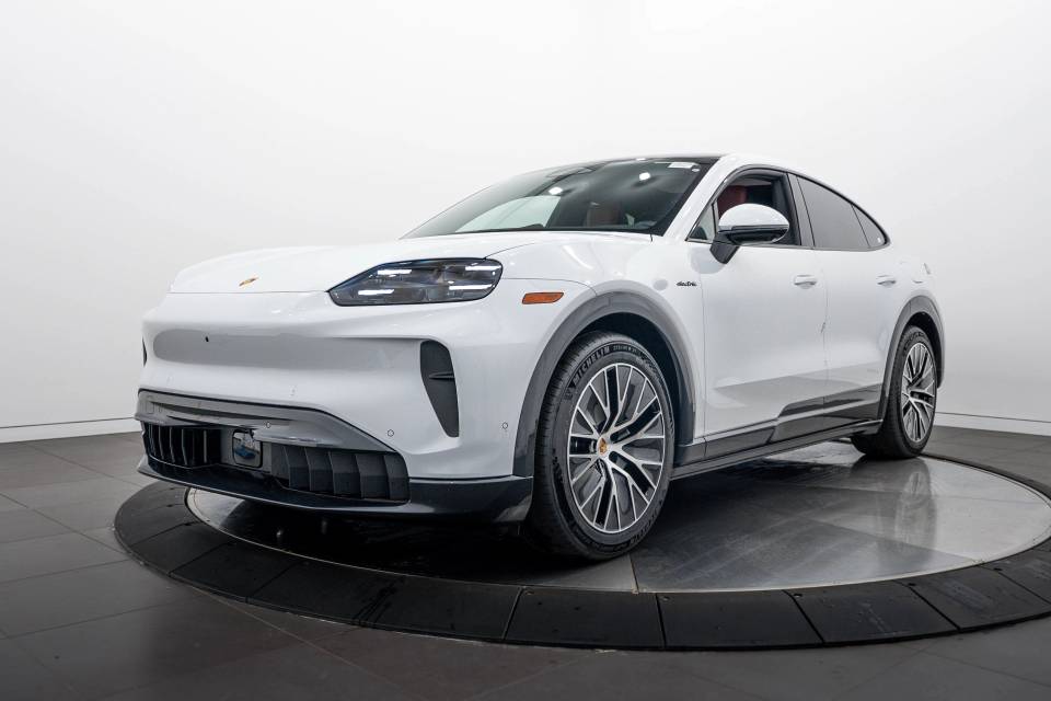 2026 Porsche Cayenne Coupe Base