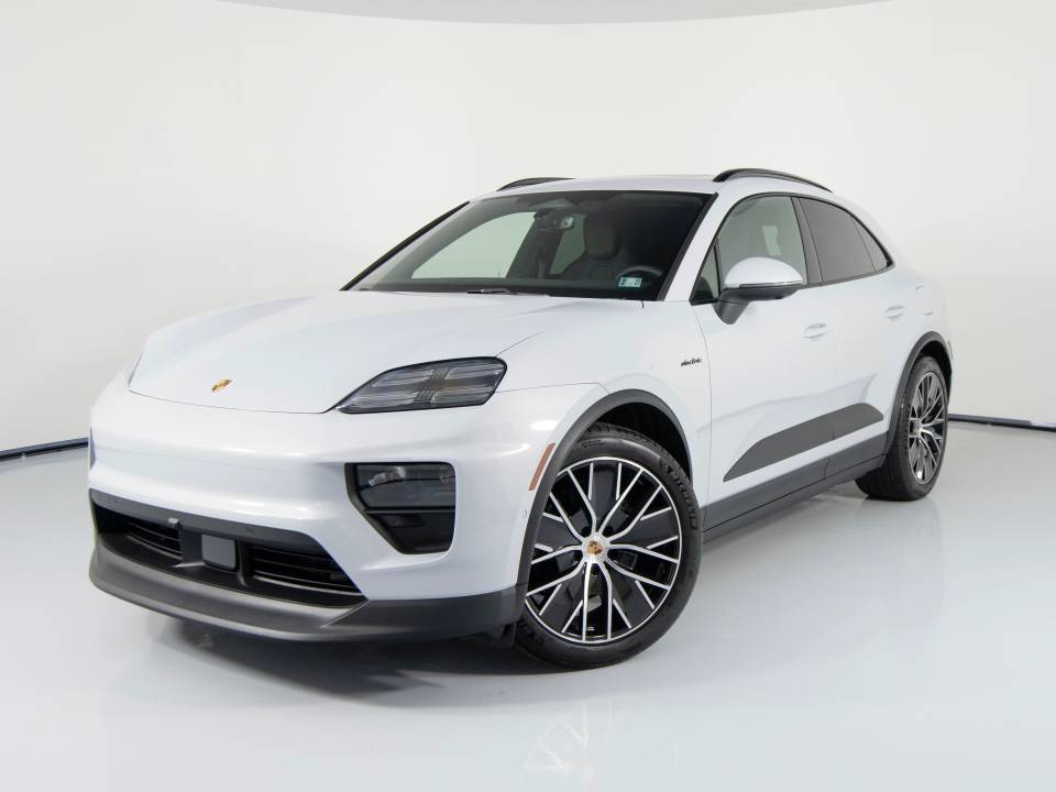 2026 Porsche Macan
