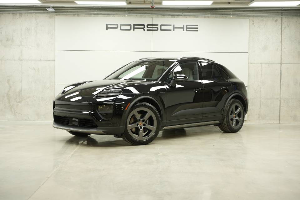 2026 Porsche Macan