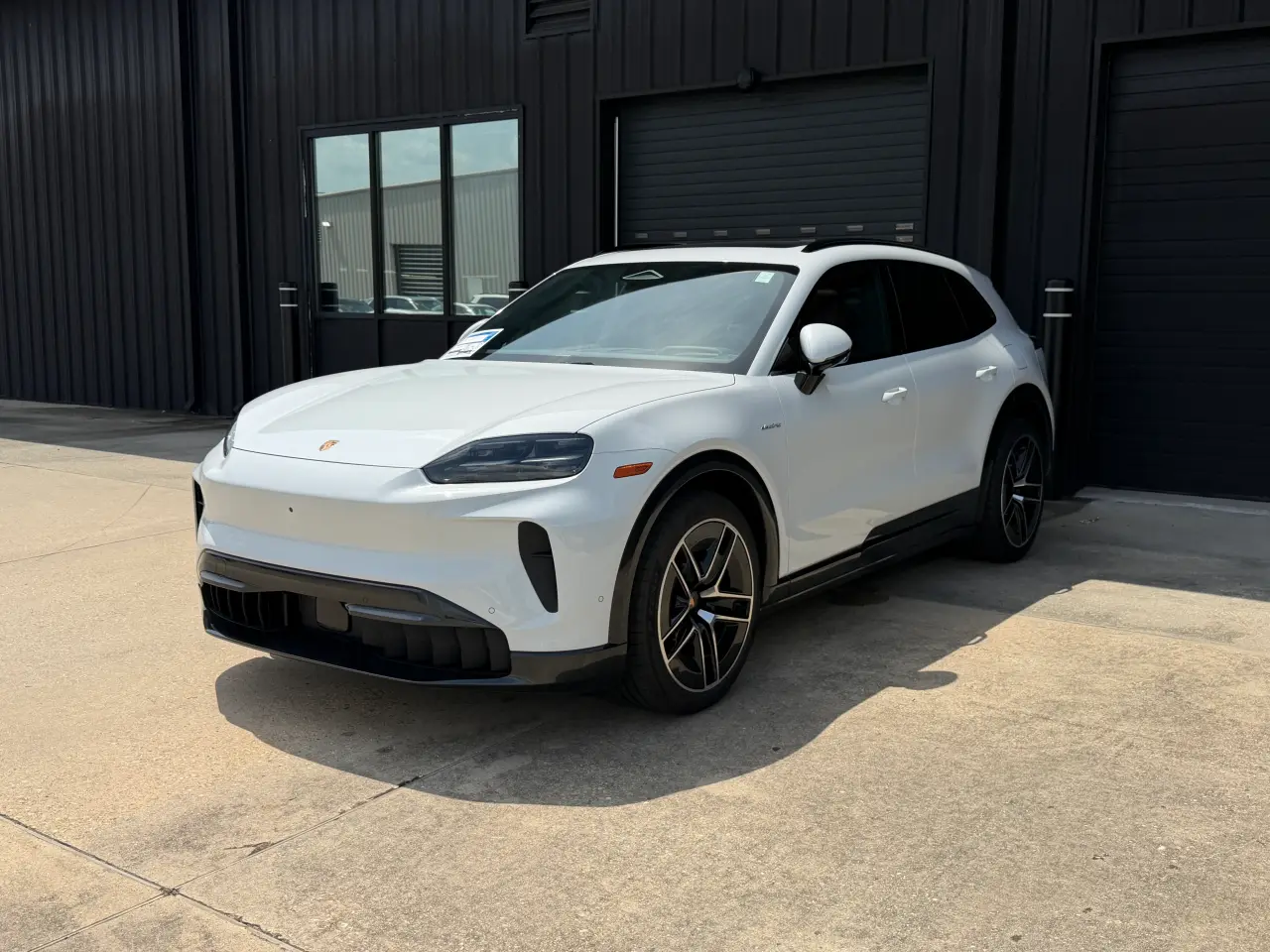 Photo 8