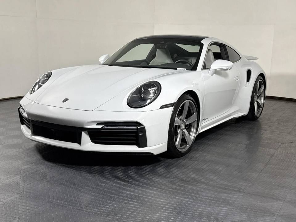 2023 Porsche 911