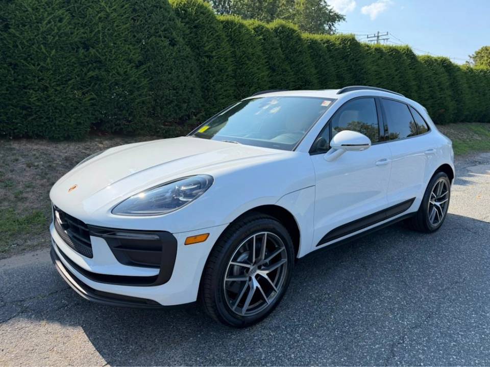 2026 Porsche Macan