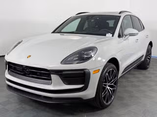 2026 Porsche Macan -'s photo