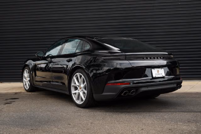 2026 Porsche Panamera Base - Photo 18
