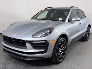 2026 Porsche Macan -'s photo
