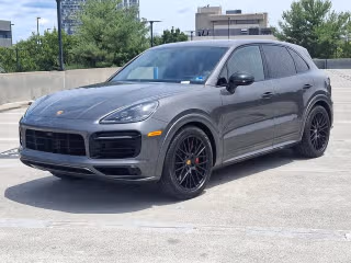 2023 Porsche Cayenne GTS's photo