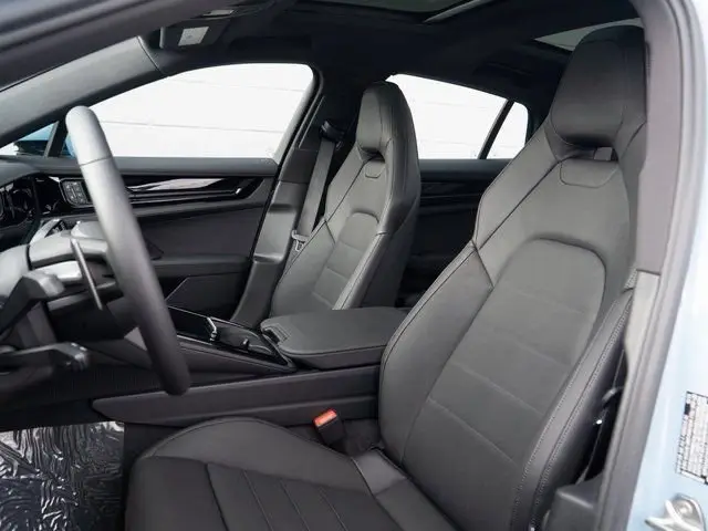 2026 Porsche Panamera Base - Photo 38