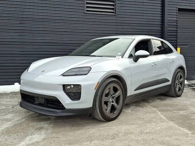2024 Porsche Macan Base
