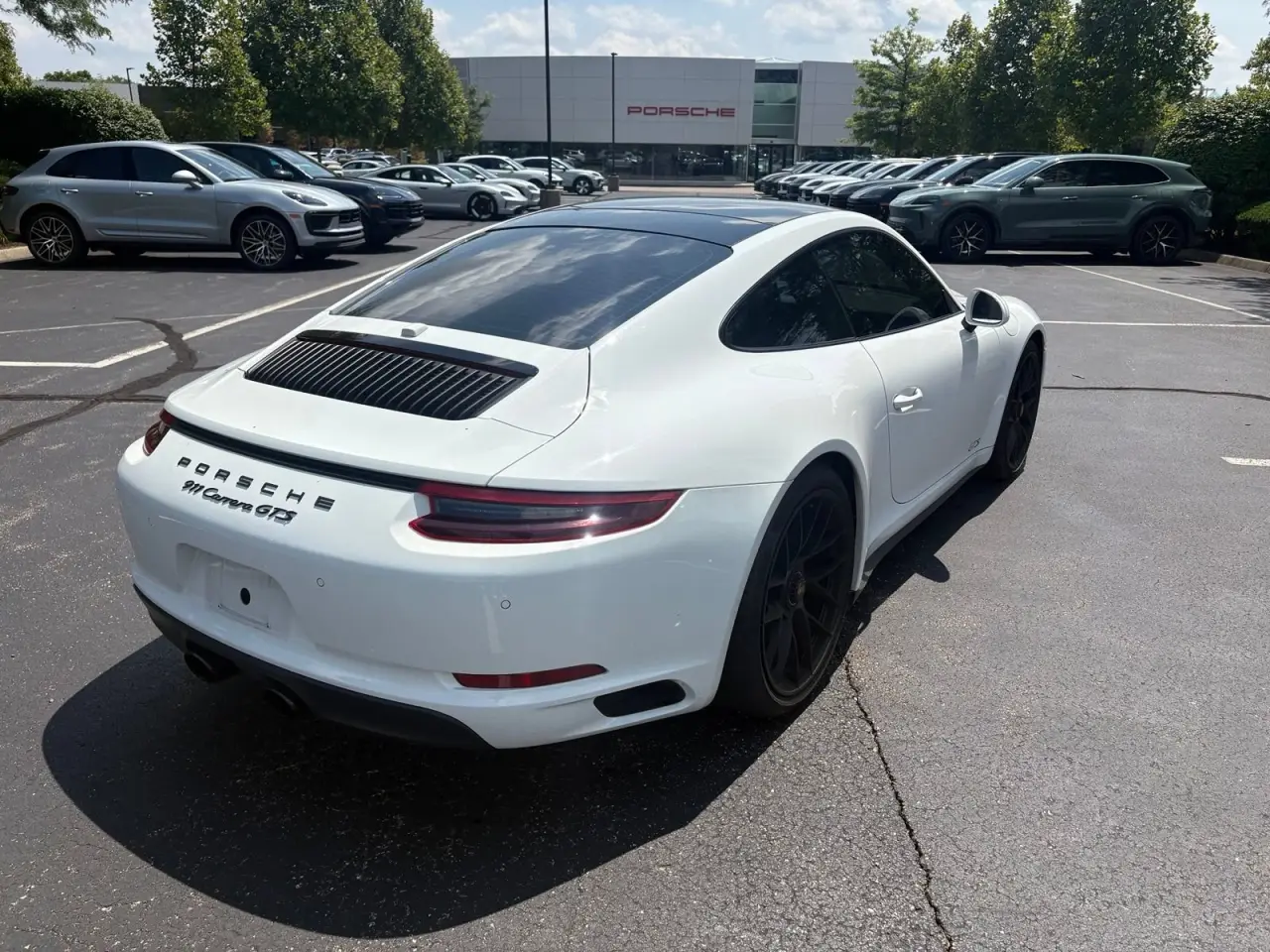 Photo 32
