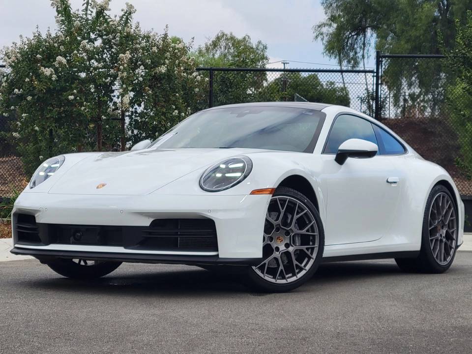 2025 Porsche 911