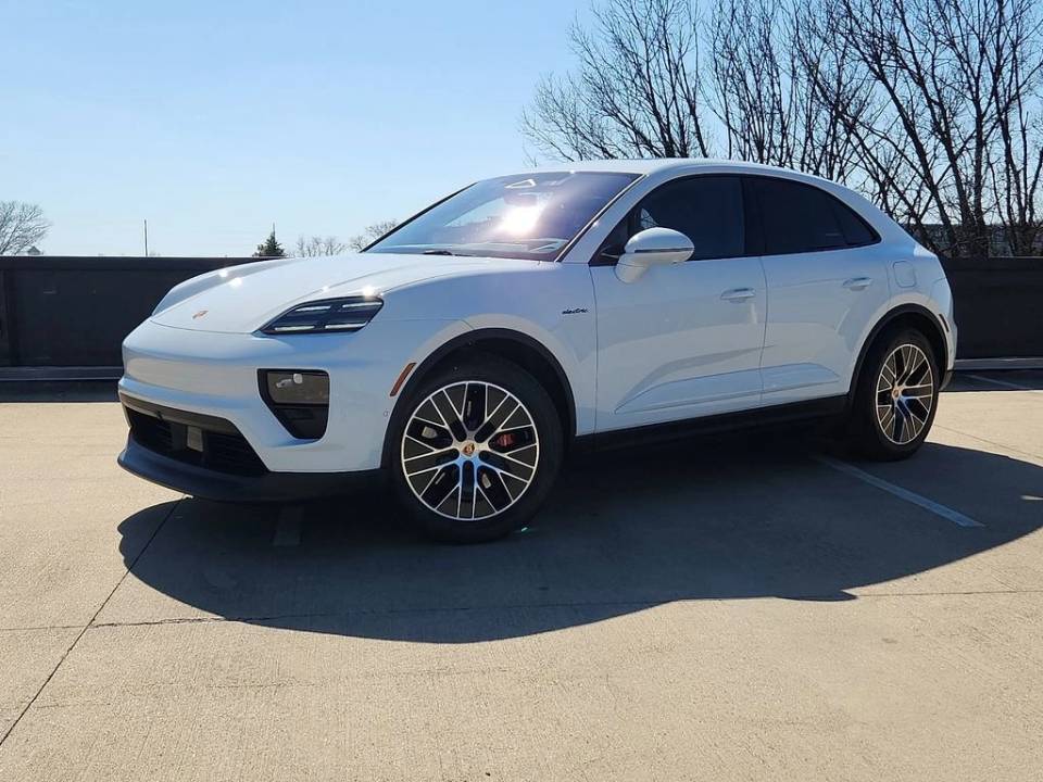 2026 Porsche Macan S