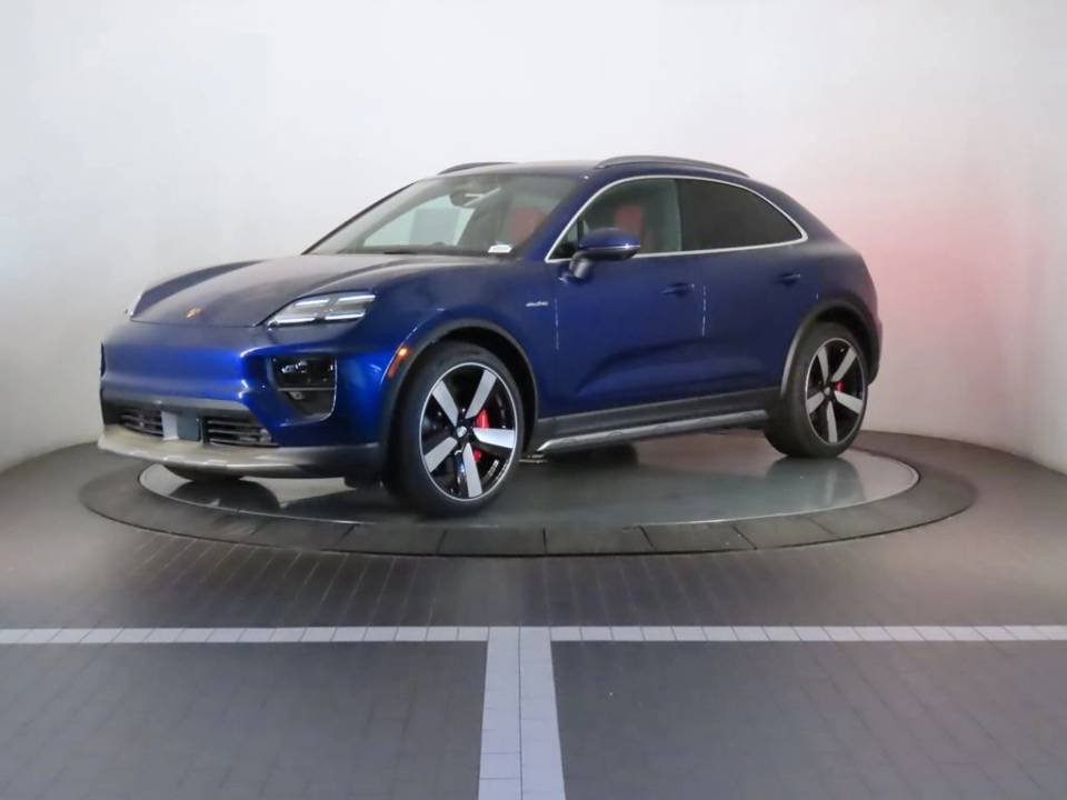 2025 Porsche Macan S