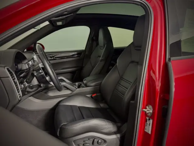 2023 Porsche Cayenne Coupe Base - Photo 38