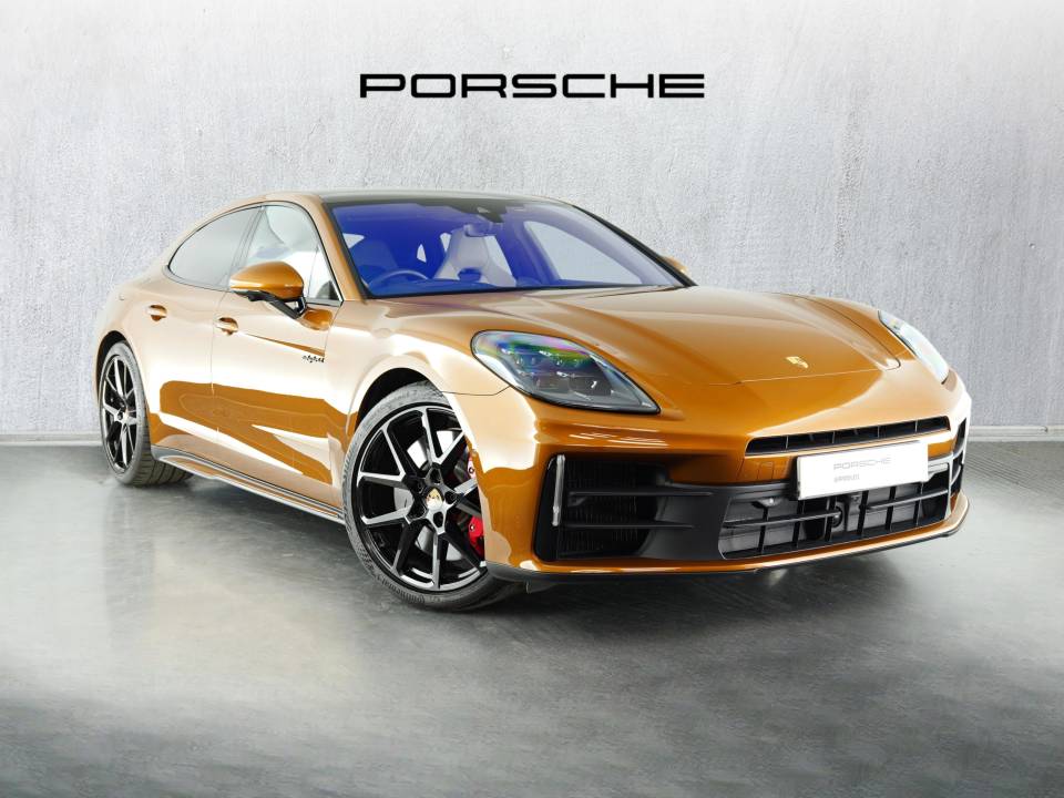 2024 PORSCHE PANAMERA