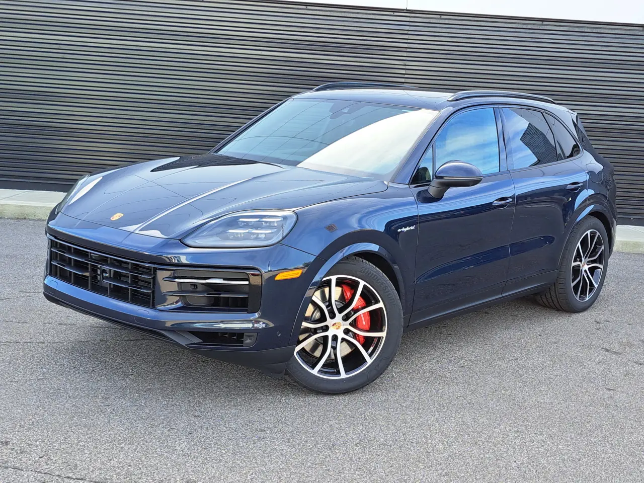 2026 Porsche Cayenne S E-Hybrid - Photo 8