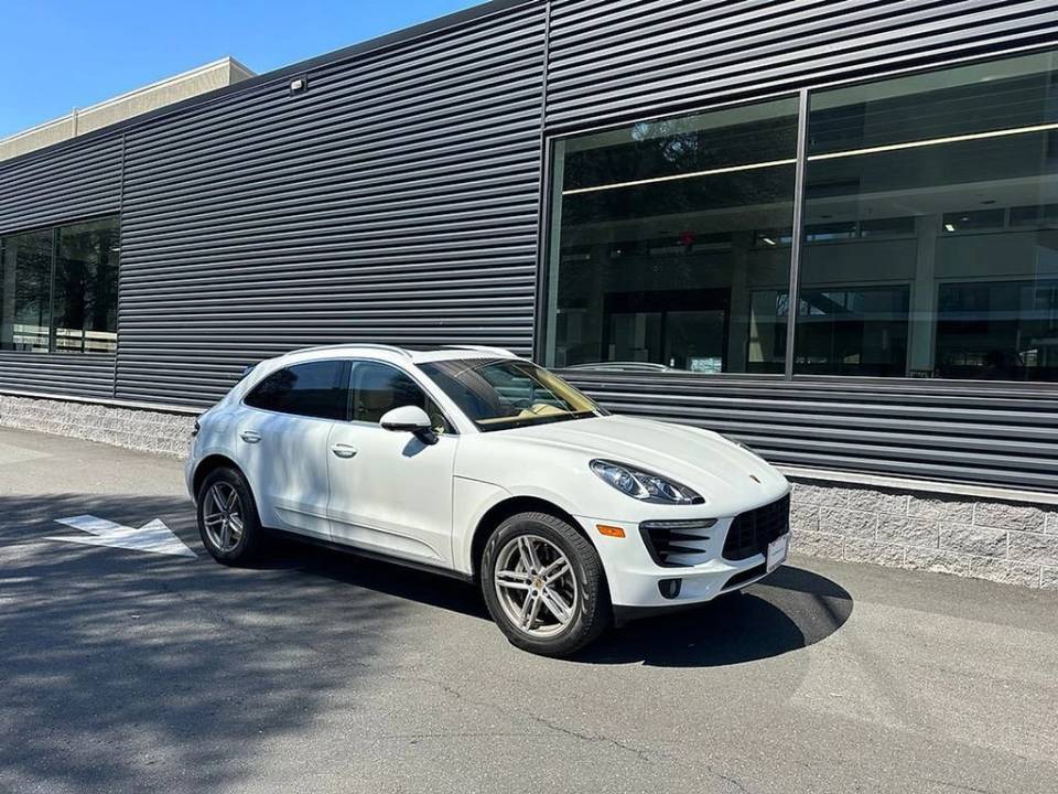 2016 Porsche Macan S