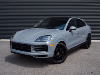 2026 Porsche Cayenne -'s photo