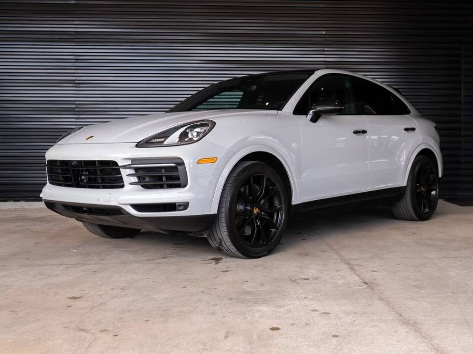 2023 Porsche Cayenne Coupe