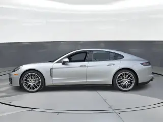 2023 Porsche Panamera Platinum Edition - Photo 13