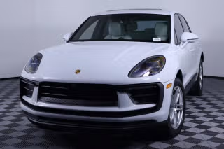 2026 Porsche Macan's photo