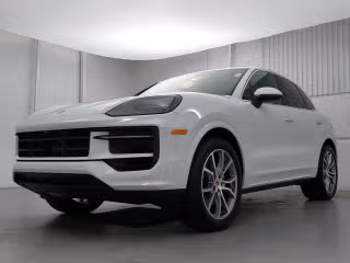2026 Porsche Cayenne -'s photo