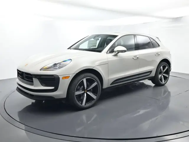 2026 Porsche Macan Base - Photo 6