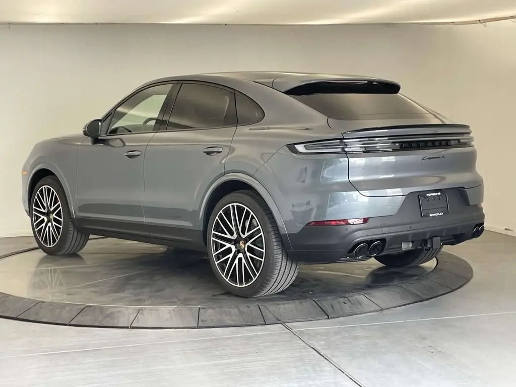 2026 Porsche Cayenne Coup S - Photo 24