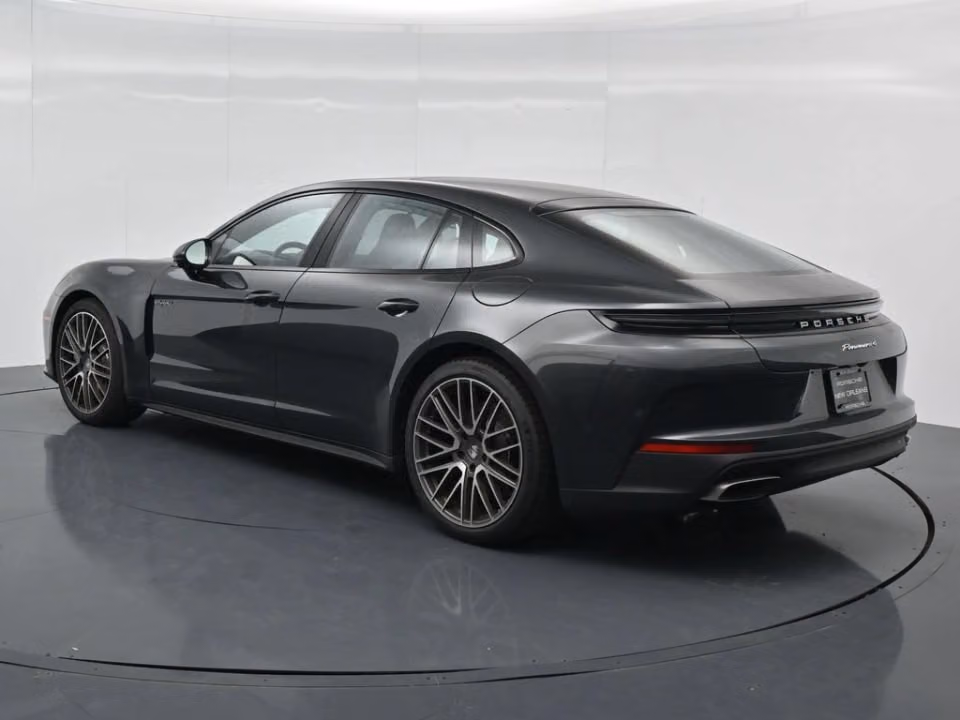 2026 Porsche Panamera 4 E-Hybrid - Photo 19