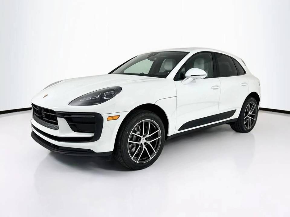 2026 Porsche Macan