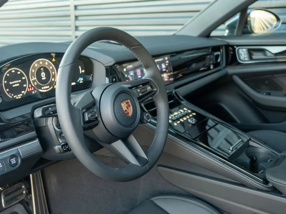 2026 Porsche Panamera Base - Photo 31