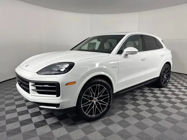 2026 Porsche Cayenne E-Hybrid - Photo 6