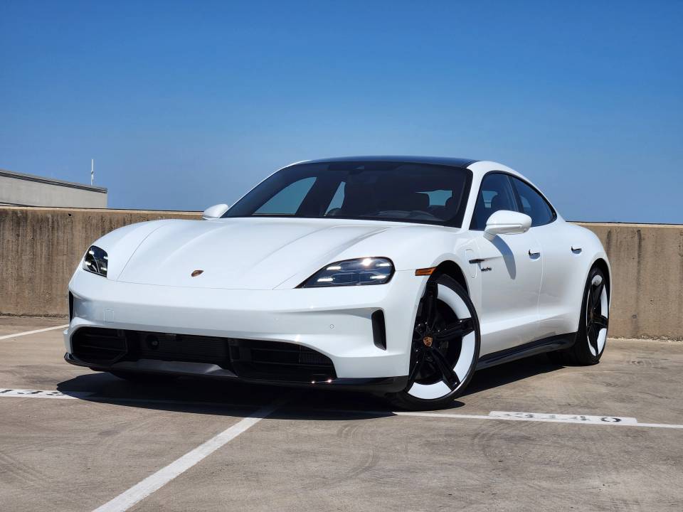 2026 Porsche Taycan