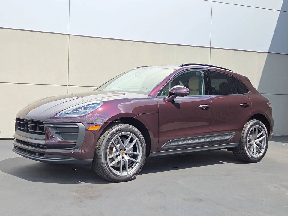 2025 Porsche Macan