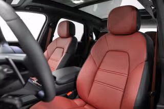 2026 Porsche Cayenne Turbo E-Hybrid - Photo 33