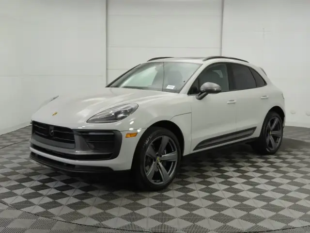 2025 Porsche Macan Base - Photo 6