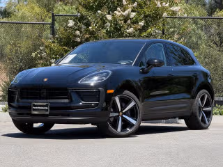 2026 Porsche Macan's photo