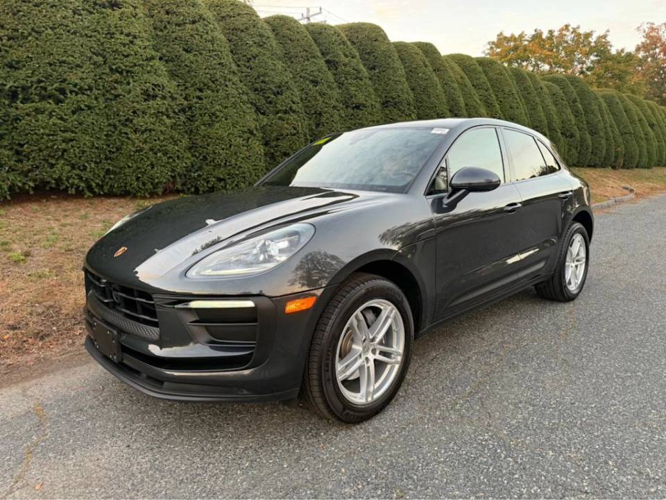 2026 Porsche Macan T