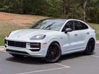 2026 Porsche Cayenne E-Hybrid Coupe image 1