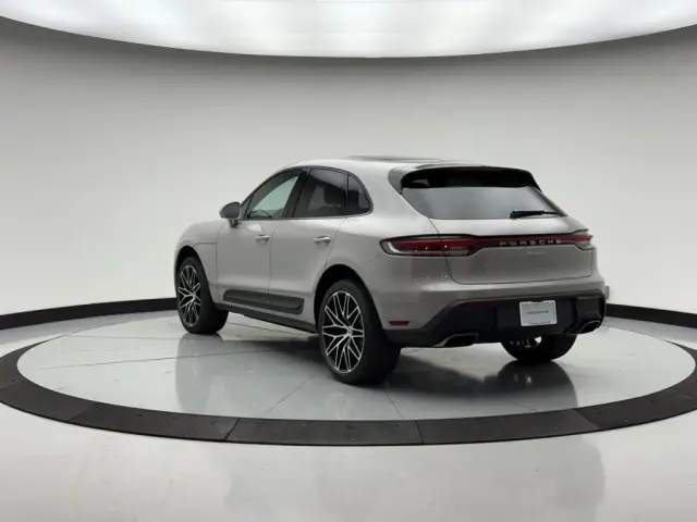 2026 Porsche Macan Base - Photo 22