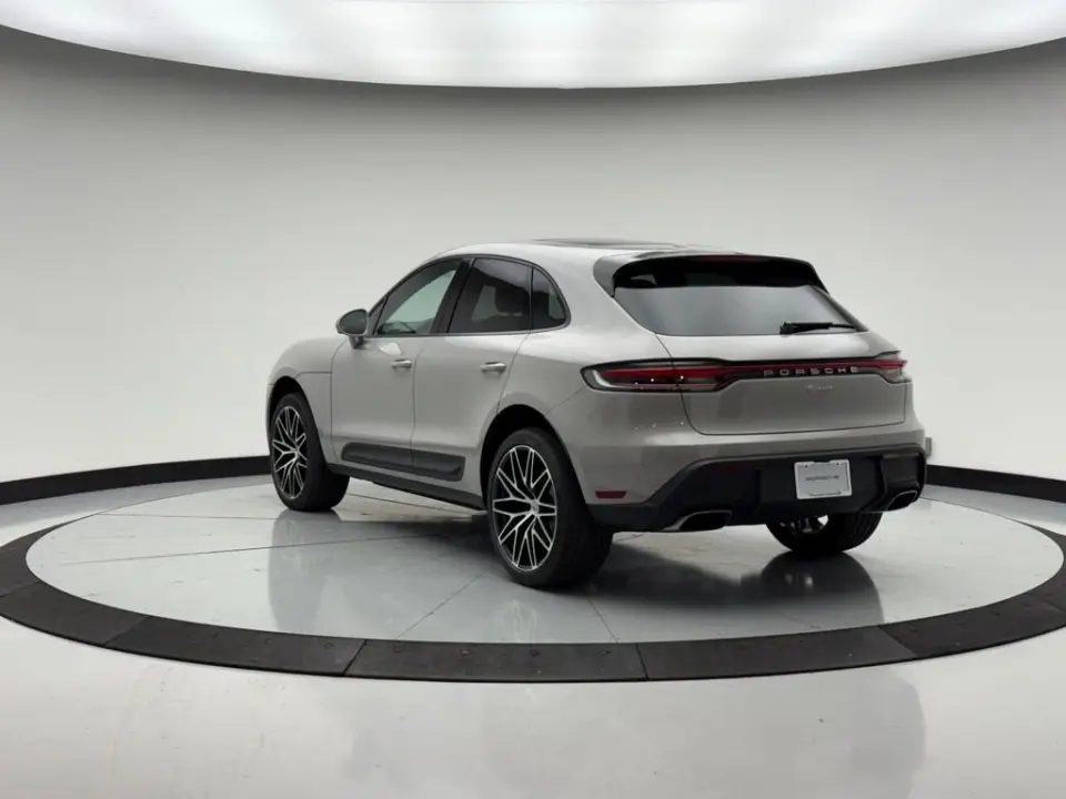 2026 Porsche Macan Base - Photo 23