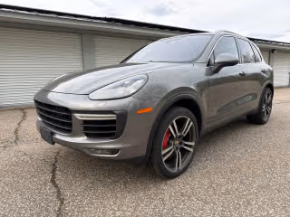 2015 Porsche Cayenne Turbo's photo