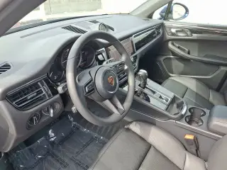 2026 Porsche Macan Base - Photo 29