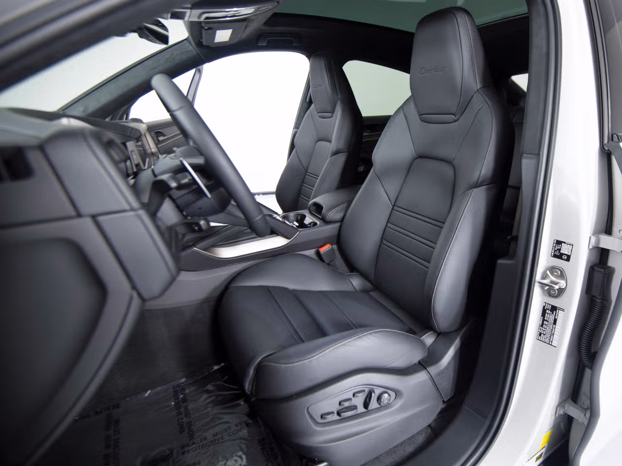 2026 Porsche Cayenne Coup Turbo E-Hybrid - Photo 36