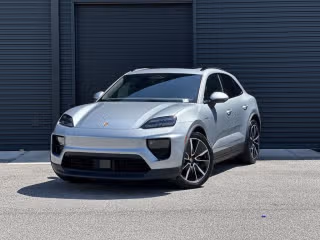 2025 Porsche Macan