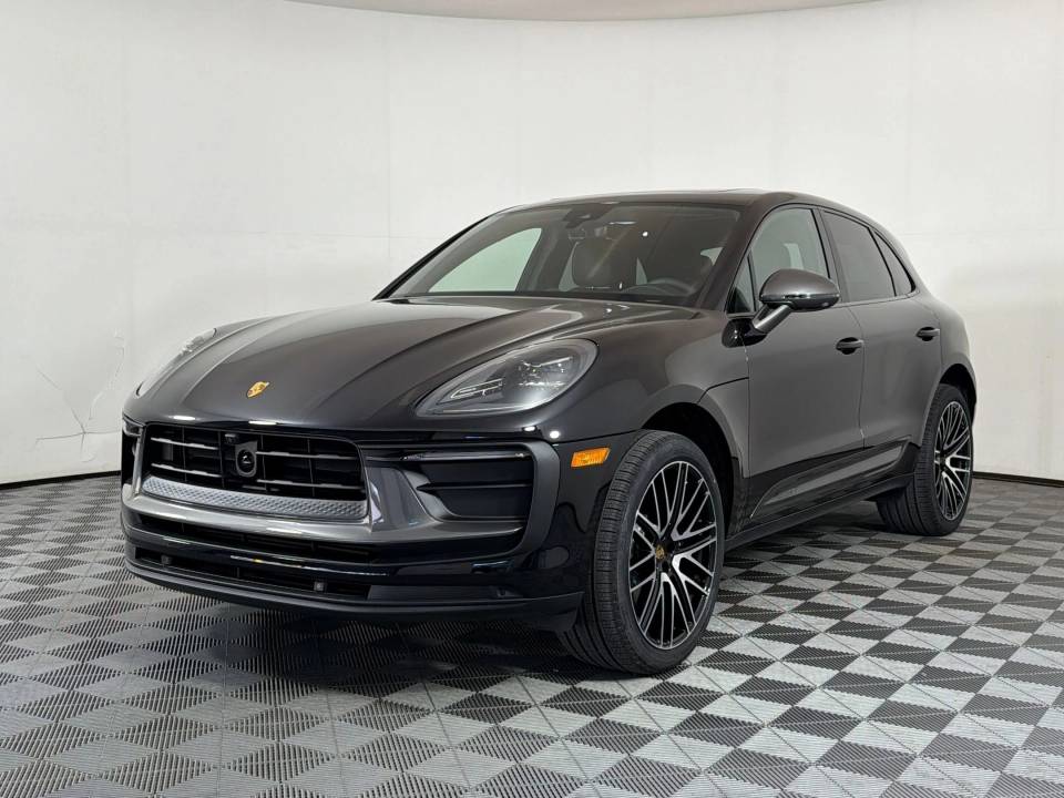 2026 Porsche Macan T