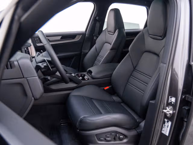 2026 Porsche Cayenne E-Hybrid - Photo 34